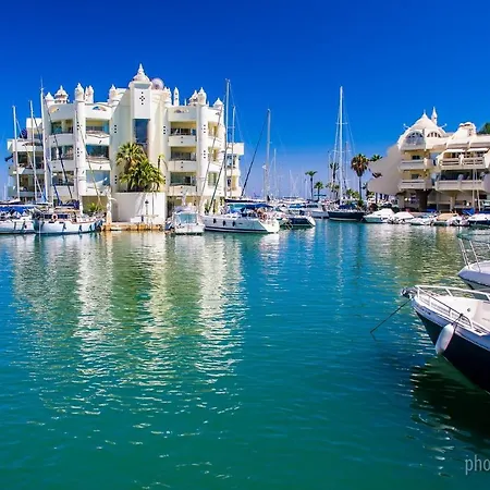 ático Deluxe. Gran Terraza Con Vistas Panorámicas. Piscina De Temporada. Parking Gratis. Apartamento Benalmádena