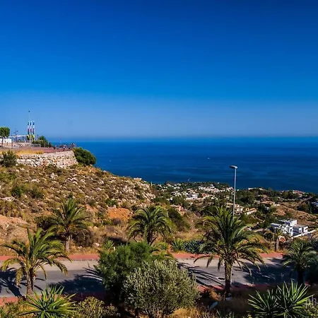 Atico Deluxe - Gran Terraza Con Vistas Panoramicas - Piscina - Parking Gratis * Benalmadena